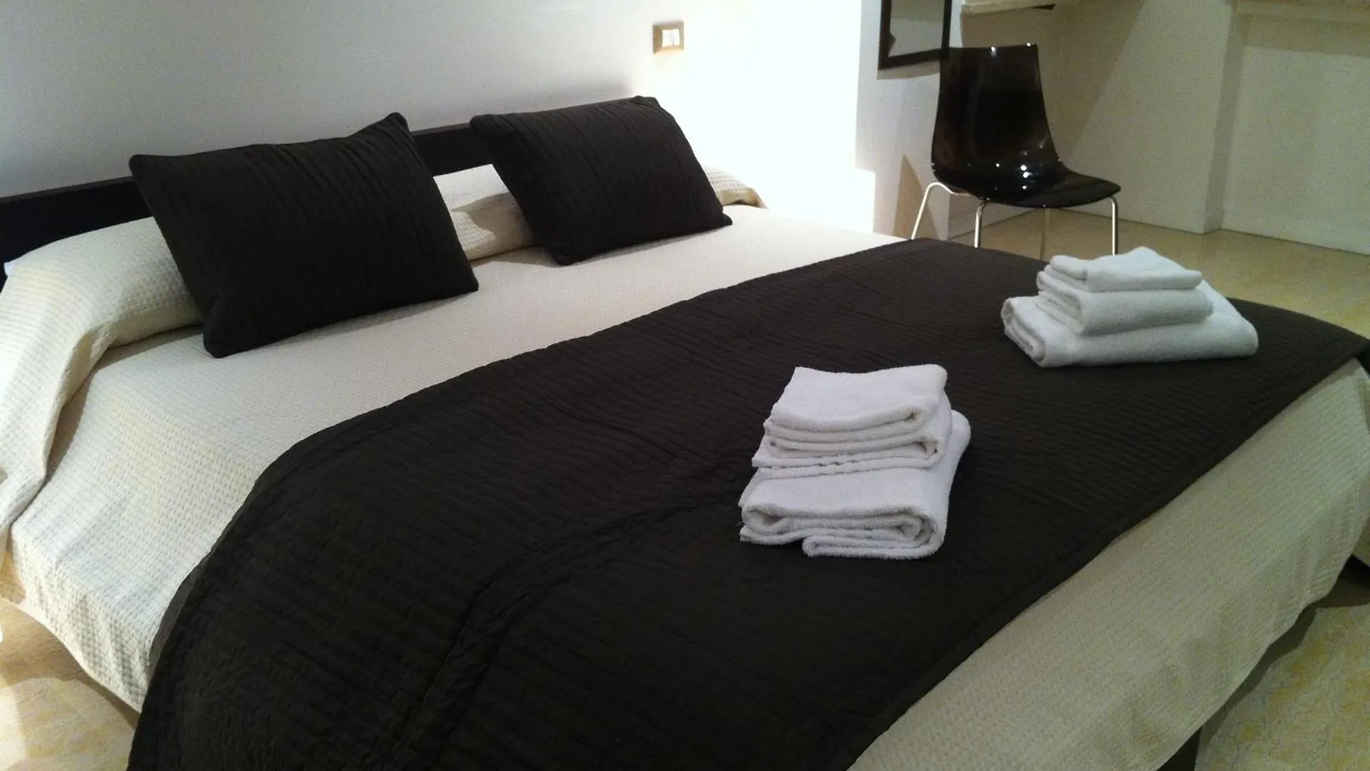 ** Guest house Romeo Design Rooms Verona Italy