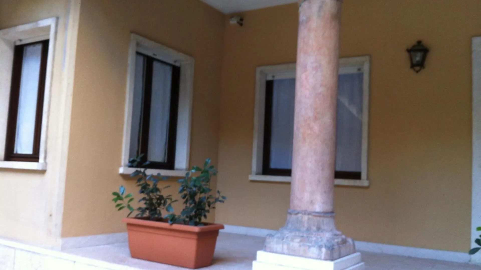 Romeo Design Rooms Verona
